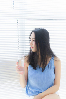 女孩把腿张来男孩桶完整